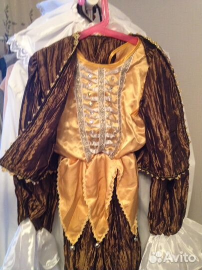 Новогодние, театральные, карнавальные костюмы