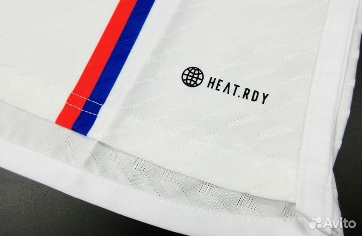 Форма Олимпик Лион сезон 23/24