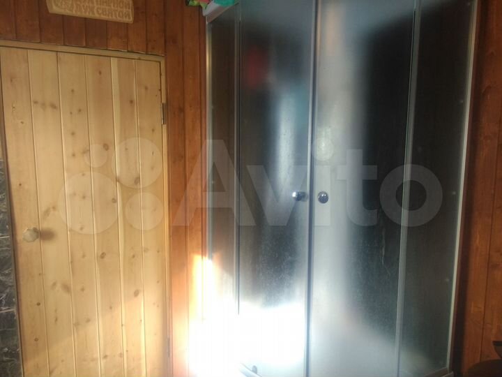 Дом 20 м² на участке 9 сот.