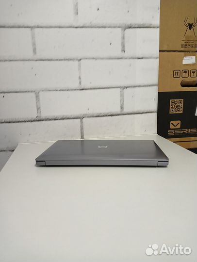 Компактный ноутбук Irbis