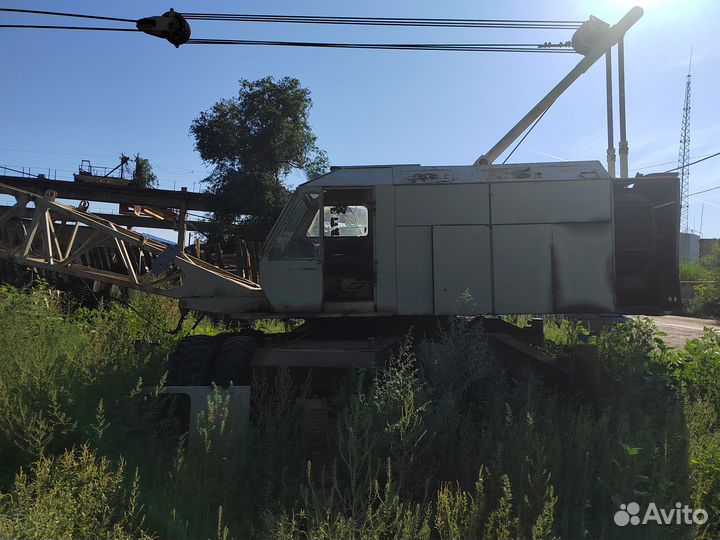 КМЗ МКП-25А, 1982