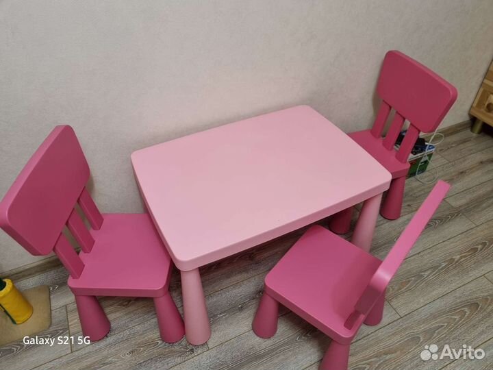 Стол +3 стула IKEA