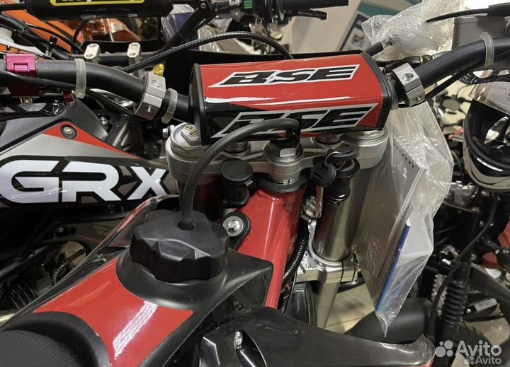 Кроссовый мотоцикл BSE Z11