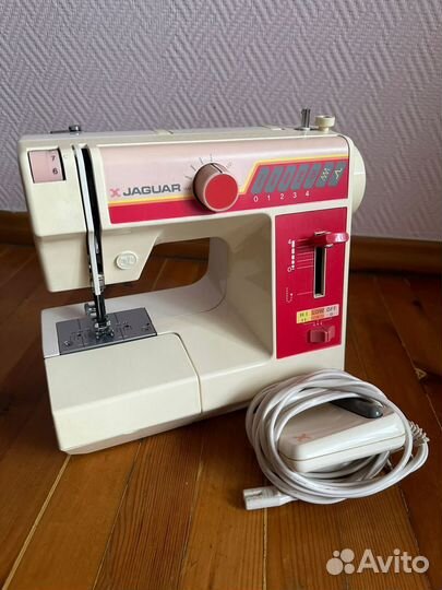 Швейная машина Jaguar
