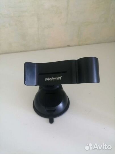 Держатель для телефона в машину