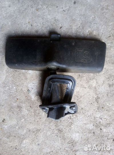 Зеркало салона