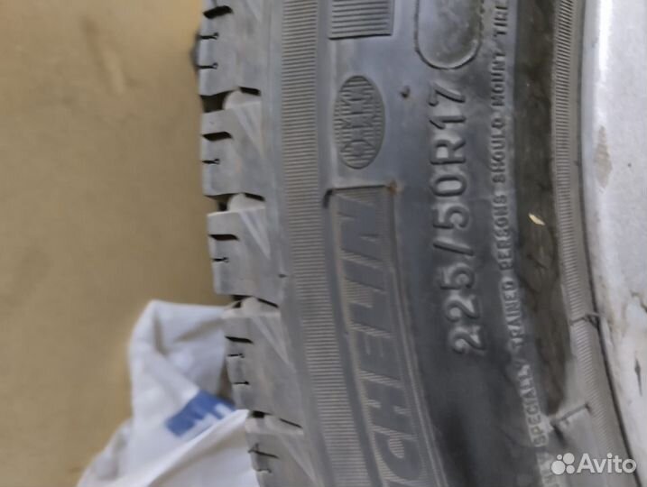 Комплект колес BMW X1 Michelin 225/50R17 Стиль 317