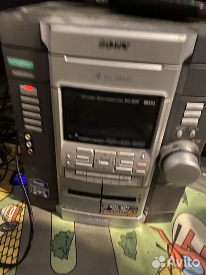 Музыкальный центр sony