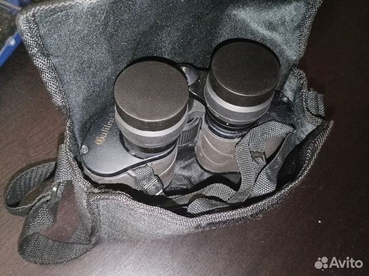 Бинокль туристический 8-32х40Тм