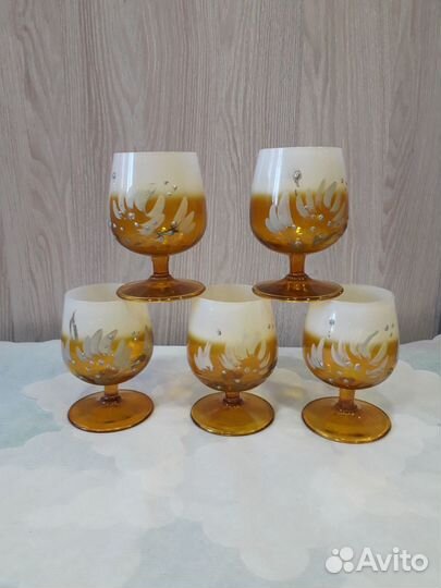 Бокалы,стопки,стаканы,пивная кружка,пепельница