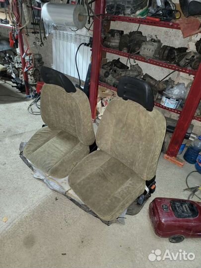 Сиденья комплект на фиат уно