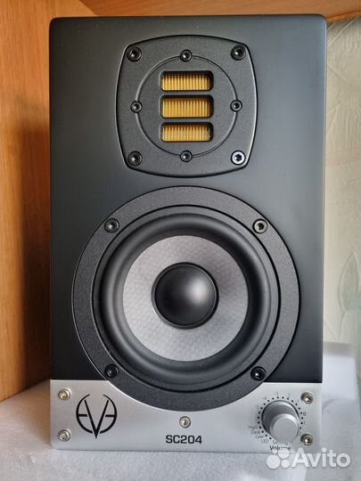 Студийные мониторы EVE Audio SC204, активные,100Вт