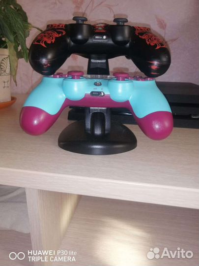 Sony playstation 4 PS4 pro 1tb с играми