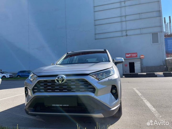 Toyota RAV4 2.0 CVT, 2022, 15 км