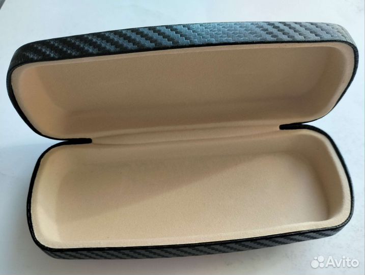 Футляр для очков