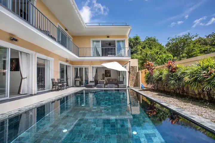 Дом 320 м² на участке 480 м² (Таиланд)