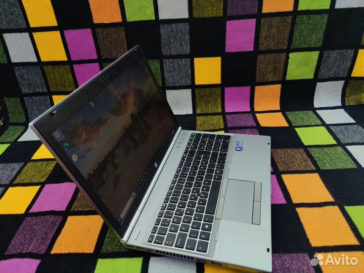 Металлический ноутбук HP elitebook 8570P