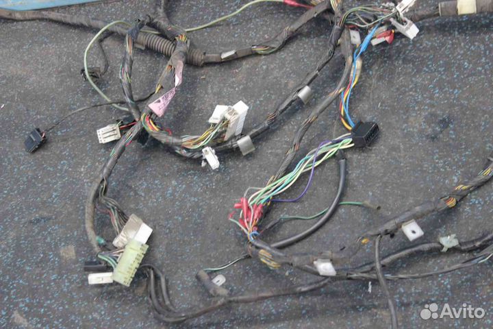 Проводка Mitsubishi Chariot (Митсубиси Шариот) N30