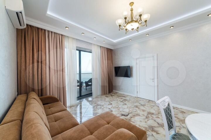 3-к. квартира, 105 м², 16/27 эт.