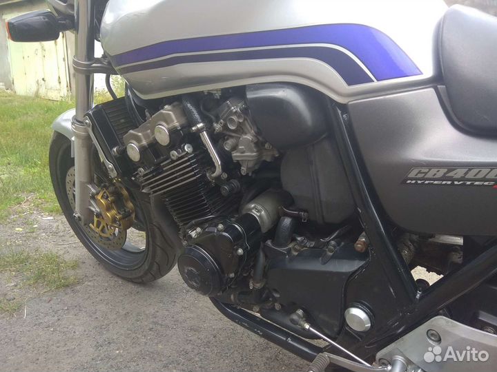 Honda CB 400 vtek 2