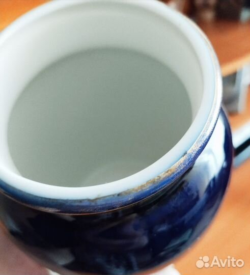 Фарфор: ваза лфз, чайник 