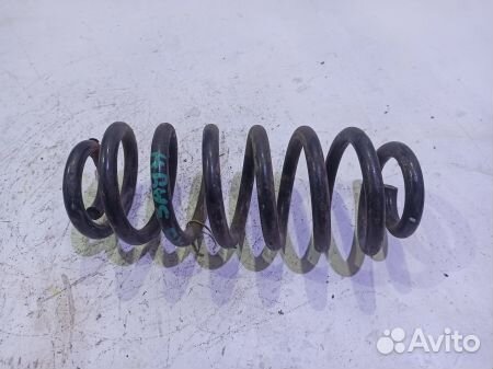 Пружина задняя
