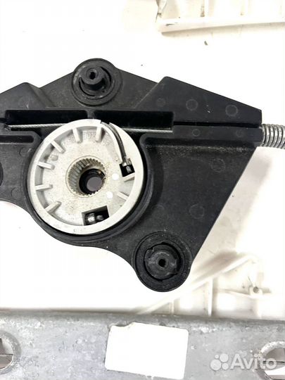 Стеклоподъемник задний Alfa Romeo 159