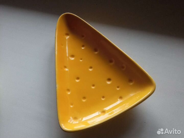 Ваза, сырная тарелка, блюдца