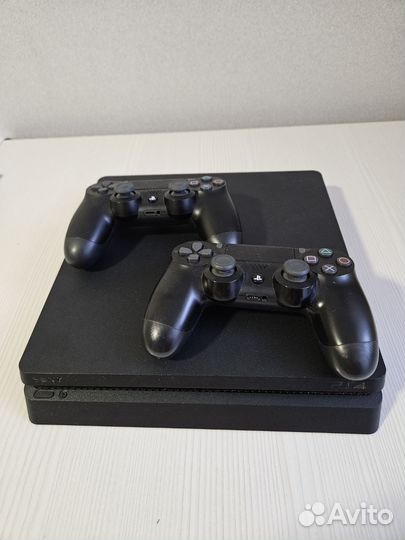 Sony PS4 slim