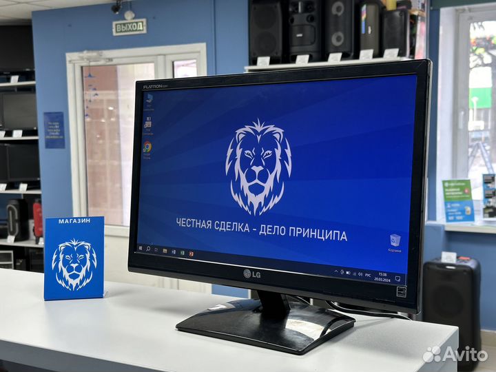 Монитор LG 22 диагональ Full HD