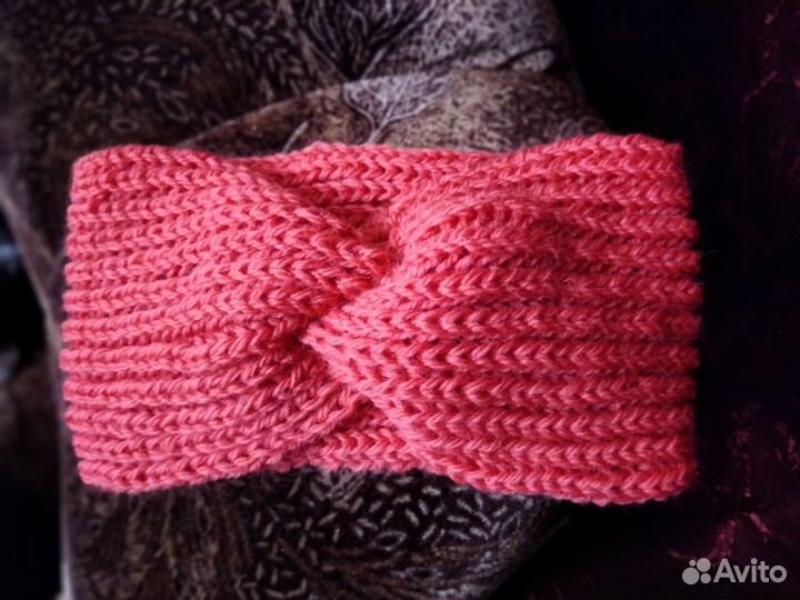 Повязка на голову вязаная