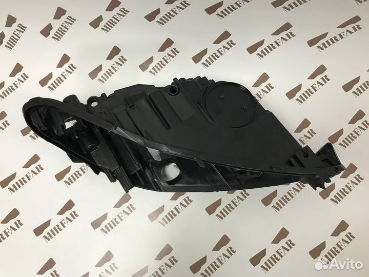 Правый корпус фары BMW 5 F10 2013-2017 Рестайлинг