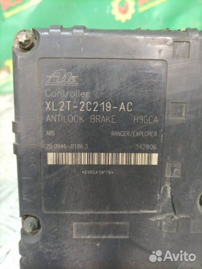 Блок ABS Ford Explorer внедорожник 4.0 2000