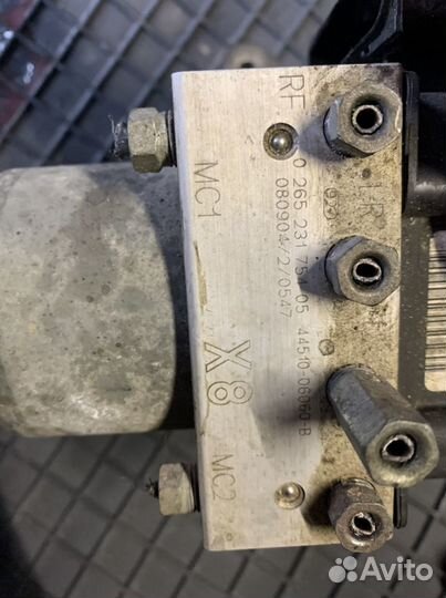 Блок ABS Toyota Camry V40