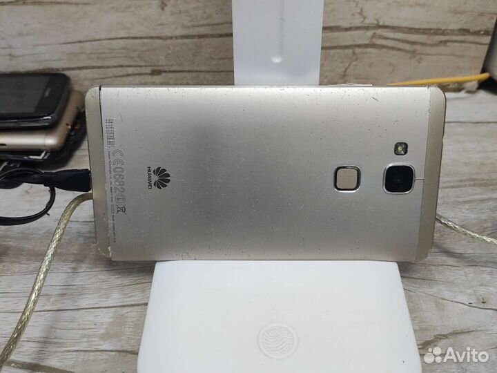 HUAWEI Ascend Mate 7, 3/32 ГБ