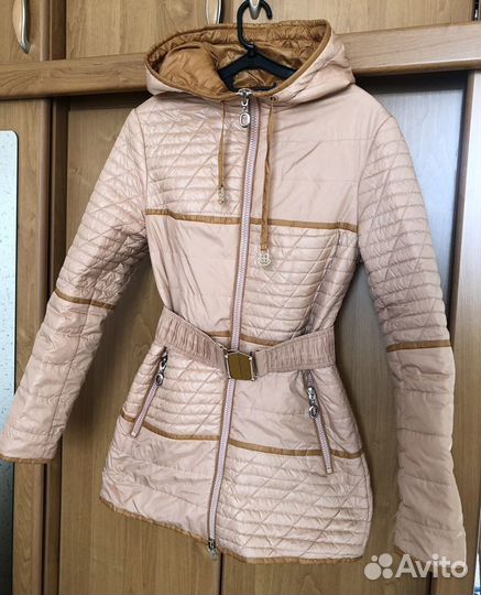 Пуховик легкий женский м