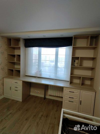 Рабочая зона у окна