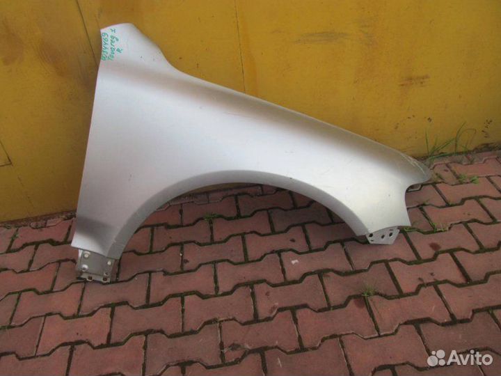 Крыло переднее правое Volkswagen Touareg 1