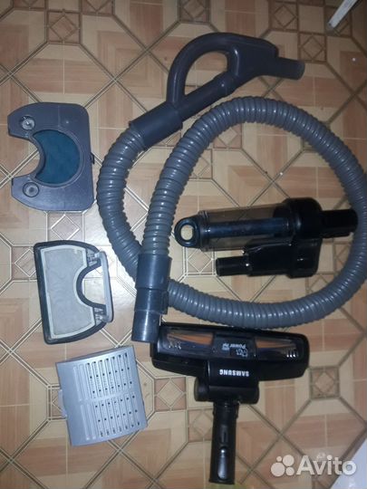 Шланг,фильтры,щетка для пылесоса самсунг