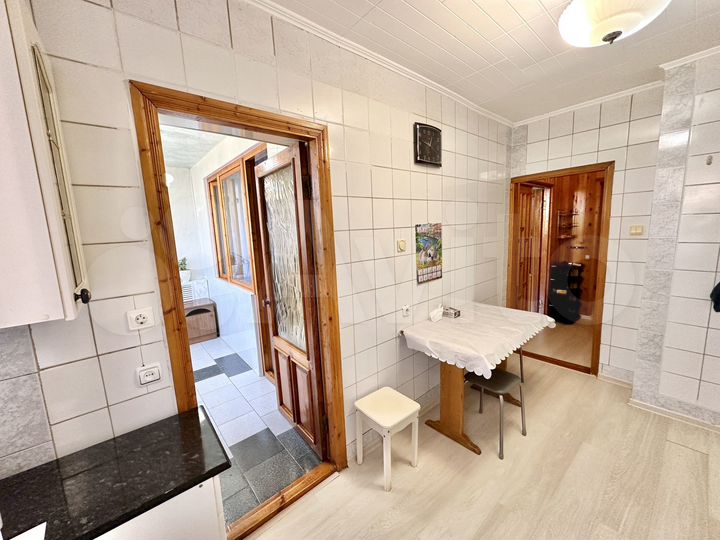2-к. квартира, 56 м², 4/5 эт.