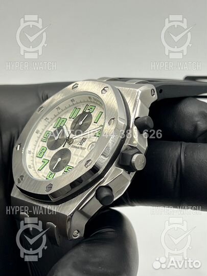 Часы Audemars Piguet Royal Oak Offshore White Dial