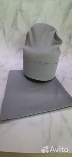 Серая шапка и снуд