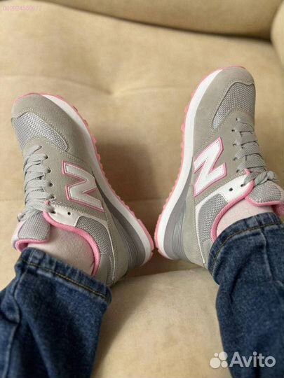 Женские кроссовки NB 574