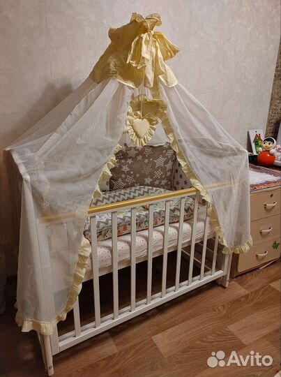 Балдахин в детскую кроватку