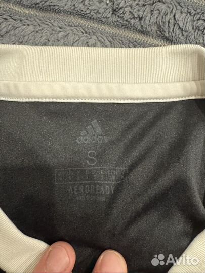 Футболка adidas