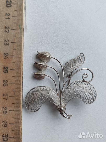 Брошь серебристая веточка скань винтаж