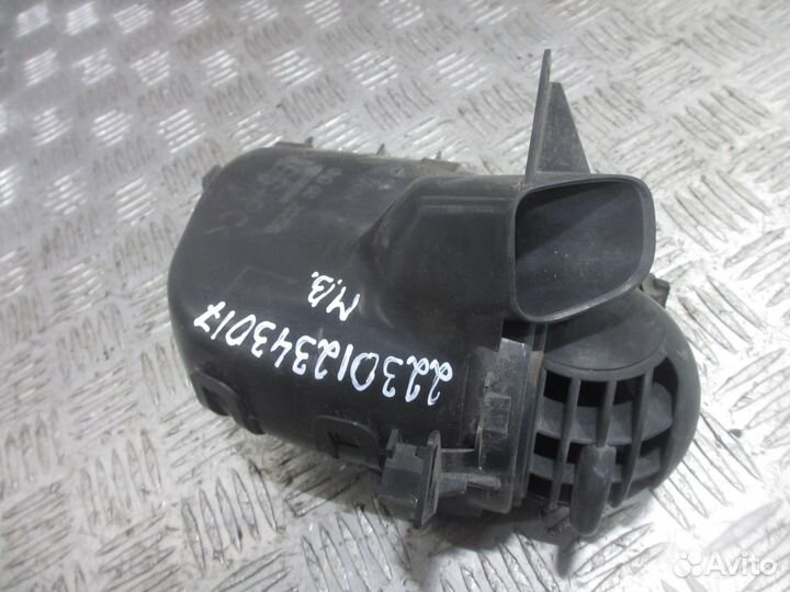 Дефлектор воздушный левый (в обшивку двери) Merced