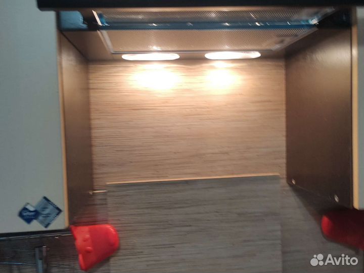 Вытяжка для кухни 50 см новая