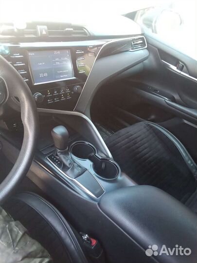 Toyota Camry, 2018