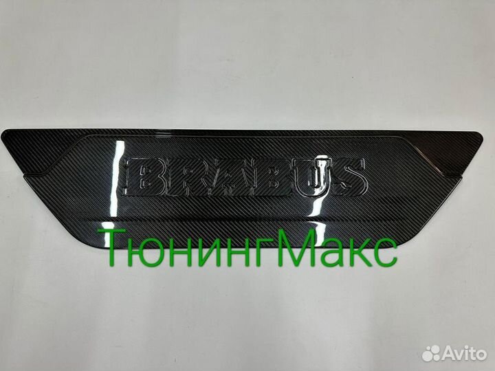 Mercedes Benz G W464 Накладка задней двери Carbon